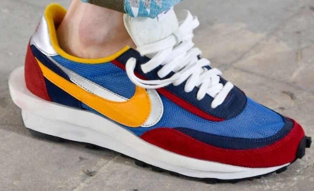 Baskets Nike LD Waffle X Sacai Femme sont un témoignage de l'engagement de Nike à combiner style et innovation.