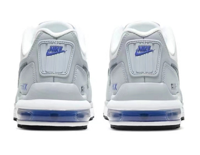 Les baskets Nike Air Max LTD3 allient style et performance de manière exceptionnelle. Leur design moderne et leurs matériaux de haute qualité en font un choix incontournable.