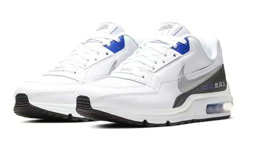 Les baskets Nike Air Max LTD3 allient style et performance de manière exceptionnelle. Leur design moderne et leurs matériaux de haute qualité en font un choix incontournable.