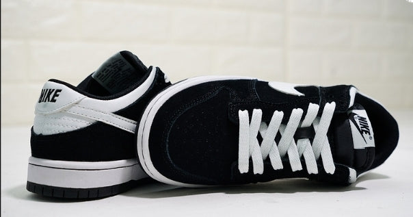 les baskets Nike SB Dunk femme Low sont un témoignage de l'engagement de Nike à combiner style et innovation.
