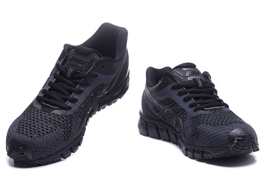 les Baskets Asics Femme à combiner style et innovation, les sneakers Asics Femme sont des pièces maîtresses de la mode sportive.
