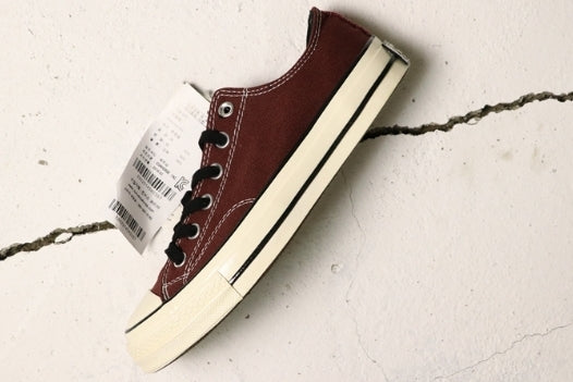 Les baskets Converse Femme se distinguent par leur design iconique et leur esthétique vintage. exceptionnel les couleurs de l'Amérique
