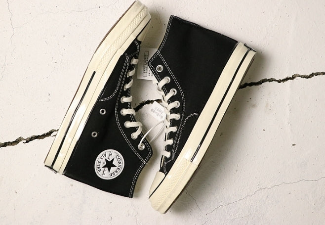 Les baskets Converse Femme se distinguent par leur design iconique et leur esthétique vintage. exceptionnel les couleurs de l'Amérique