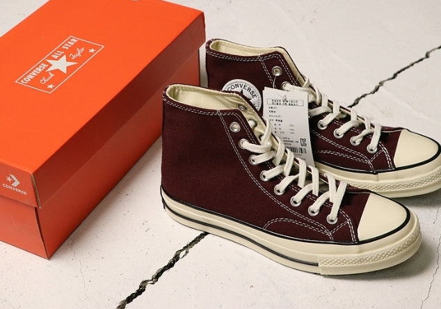 Les baskets Converse Femme se distinguent par leur design iconique et leur esthétique vintage. exceptionnel les couleurs de l'Amérique