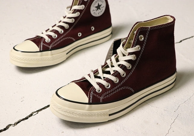 Les baskets Converse Femme se distinguent par leur design iconique et leur esthétique vintage. exceptionnel les couleurs de l'Amérique