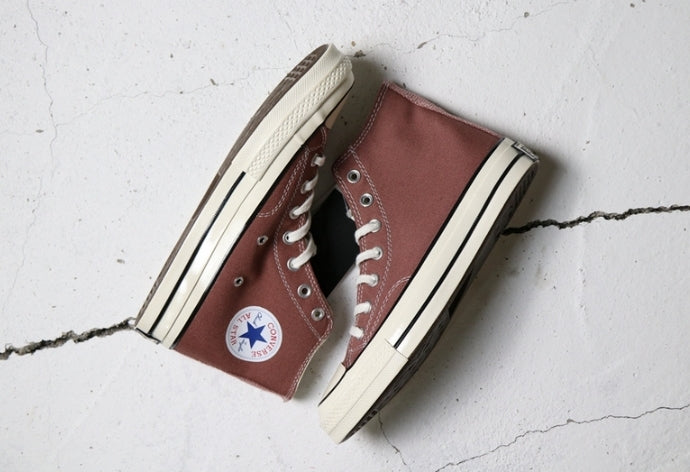 Les baskets Converse Femme se distinguent par leur design iconique et leur esthétique vintage. exceptionnel les couleurs de l'Amérique