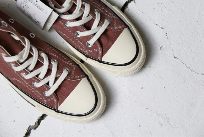 Les baskets Converse Femme se distinguent par leur design iconique et leur esthétique vintage. exceptionnel les couleurs de l'Amérique