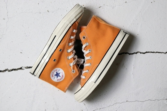 Les baskets Converse Femme se distinguent par leur design iconique et leur esthétique vintage. exceptionnel les couleurs de l'Amérique
