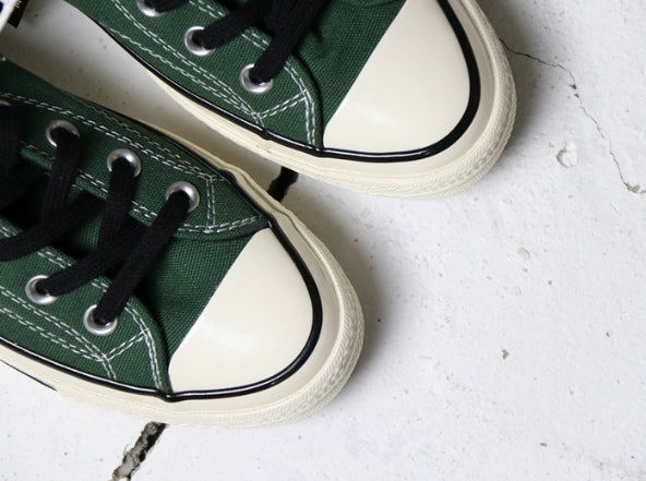 Les baskets Converse Femme se distinguent par leur design iconique et leur esthétique vintage. exceptionnel les couleurs de l'Amérique