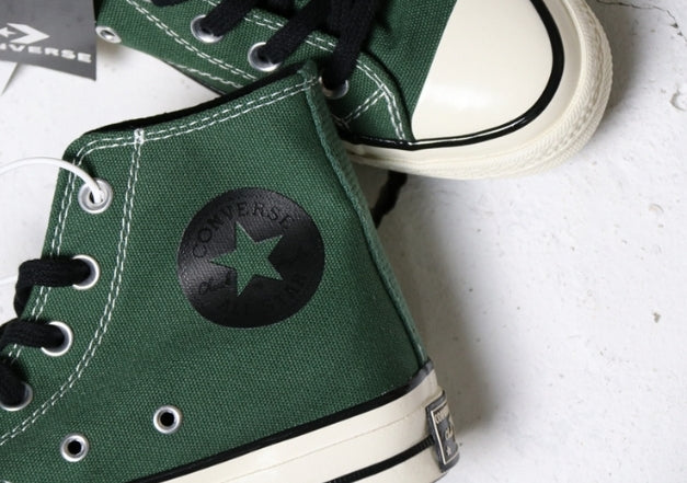 Les baskets Converse Femme se distinguent par leur design iconique et leur esthétique vintage. exceptionnel les couleurs de l'Amérique
