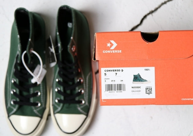 Les baskets Converse Femme se distinguent par leur design iconique et leur esthétique vintage. exceptionnel les couleurs de l'Amérique