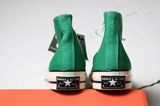 Les baskets Converse Femme se distinguent par leur design iconique et leur esthétique vintage. exceptionnel les couleurs de l'Amérique