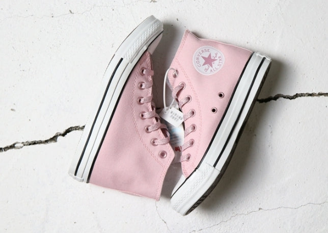 Les baskets Converse Femme se distinguent par leur design iconique et leur esthétique vintage. exceptionnel les couleurs de l'Amérique