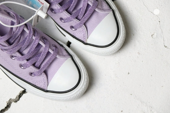 Les baskets Converse Femme se distinguent par leur design iconique et leur esthétique vintage. exceptionnel les couleurs de l'Amérique