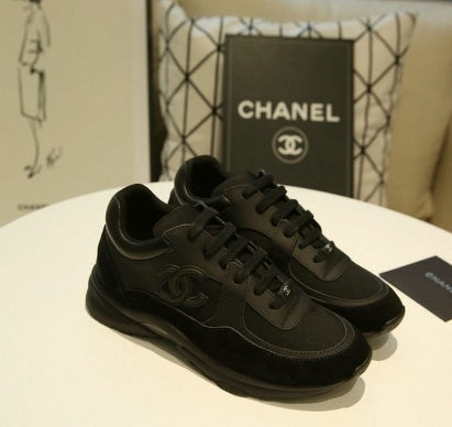 les sneakers Chanel Femme sont un témoignage de l'engagement de Chanel à combiner style et sophistication. Exceptionnel avant-gardistes 