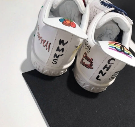 les sneakers Chanel Femme sont un témoignage de l'engagement de Chanel à combiner style et sophistication. Exceptionnel avant-gardistes 