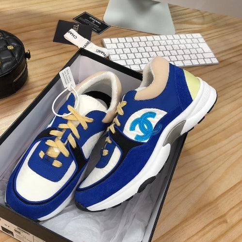 les sneakers Chanel Femme sont un témoignage de l'engagement de Chanel à combiner style et sophistication. Exceptionnel avant-gardistes 