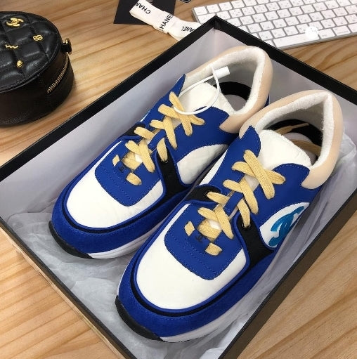 les sneakers Chanel Femme sont un témoignage de l'engagement de Chanel à combiner style et sophistication. Exceptionnel avant-gardistes 