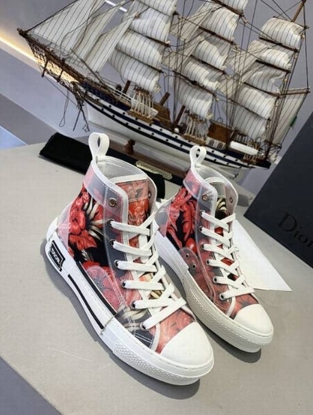 Les sneakers Dior Femme incarnent l’alliance parfaite entre élégance intemporelle et design contemporain. Exceptionnel avant-gardistes