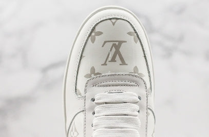 Les sneakers Louis Vuitton Low Femme représentent l’équilibre parfait entre l’élégance emblématique et l’innovation stylistique.