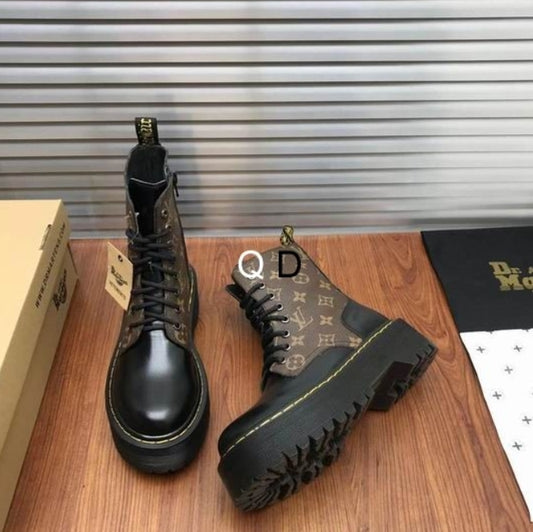 Les sneakers Louis Vuitton Femme représentent l’équilibre parfait entre l’élégance emblématique et l’innovation stylistique.