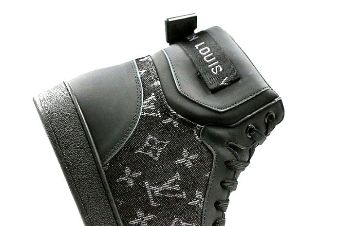 Les sneakers Louis Vuitton Femme représentent l’équilibre parfait entre l’élégance emblématique et l’innovation stylistique.