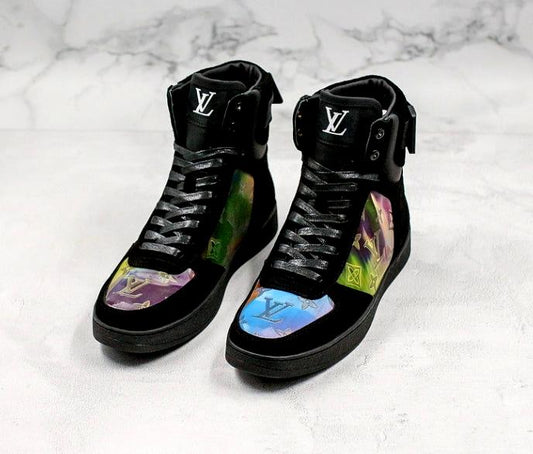 Les sneakers Louis Vuitton Femme représentent l’équilibre parfait entre l’élégance emblématique et l’innovation stylistique.
