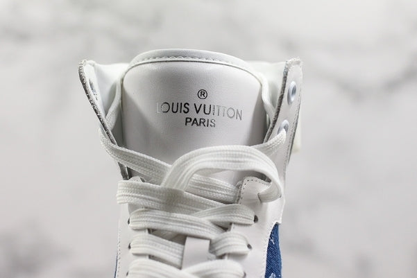 Les sneakers Louis Vuitton Femme représentent l’équilibre parfait entre l’élégance emblématique et l’innovation stylistique.