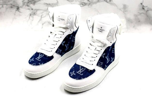 Les sneakers Louis Vuitton Femme représentent l’équilibre parfait entre l’élégance emblématique et l’innovation stylistique.