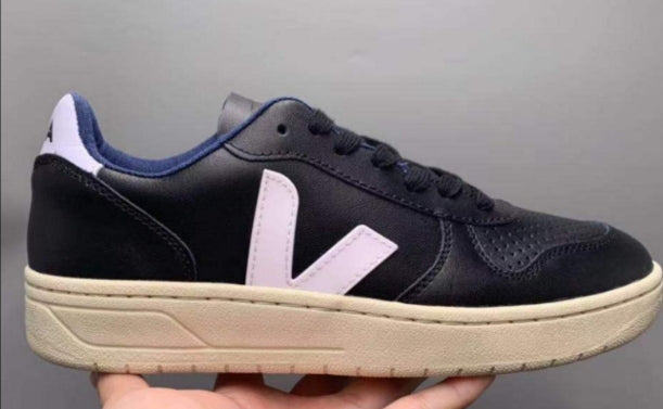 Women's Veja Shoe