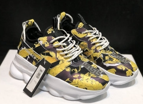 les sneakers Versace Femme sont un témoignage de l'engagement de Versace à combiner style et extravagance. Exceptionnel 