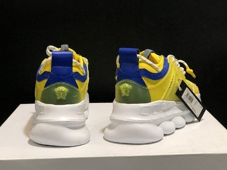 les sneakers Versace Femme sont un témoignage de l'engagement de Versace à combiner style et extravagance. Exceptionnel 