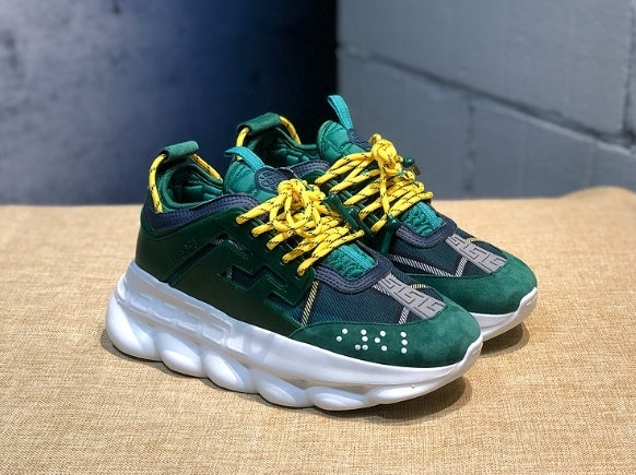 les sneakers Versace Femme sont un témoignage de l'engagement de Versace à combiner style et extravagance. Exceptionnel 