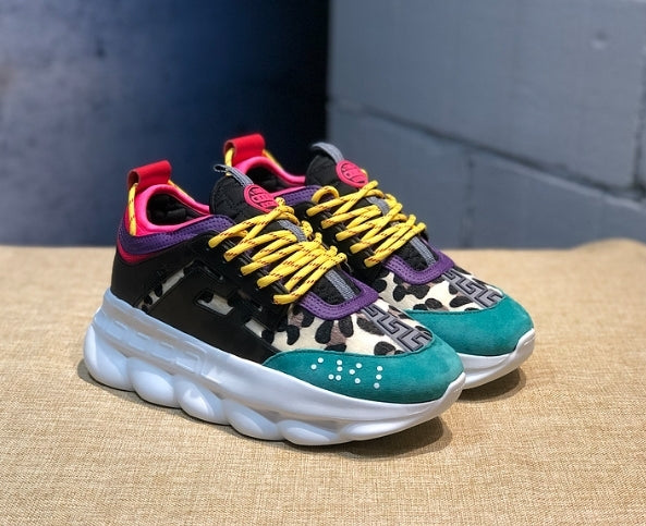  les sneakers Versace Femme sont un témoignage de l'engagement de Versace à combiner style et extravagance. Exceptionnel 