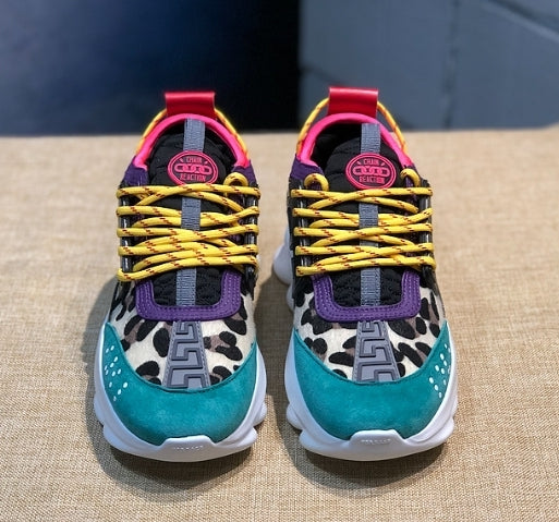  les sneakers Versace Femme sont un témoignage de l'engagement de Versace à combiner style et extravagance. Exceptionnel 