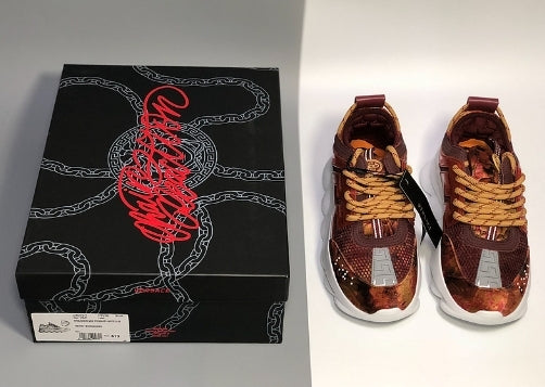  les sneakers Versace Femme sont un témoignage de l'engagement de Versace à combiner style et extravagance. Exceptionnel 