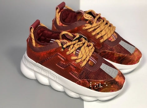  les sneakers Versace Femme sont un témoignage de l'engagement de Versace à combiner style et extravagance. Exceptionnel 