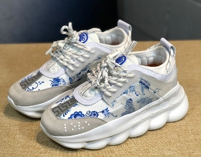  les sneakers Versace Femme sont un témoignage de l'engagement de Versace à combiner style et extravagance. Exceptionnel 