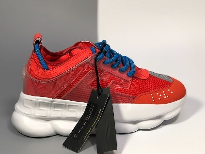  les sneakers Versace Femme sont un témoignage de l'engagement de Versace à combiner style et extravagance. Exceptionnel 