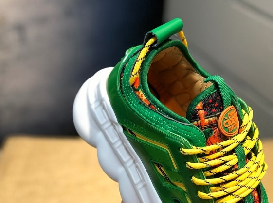  les sneakers Versace Femme sont un témoignage de l'engagement de Versace à combiner style et extravagance. Exceptionnel 