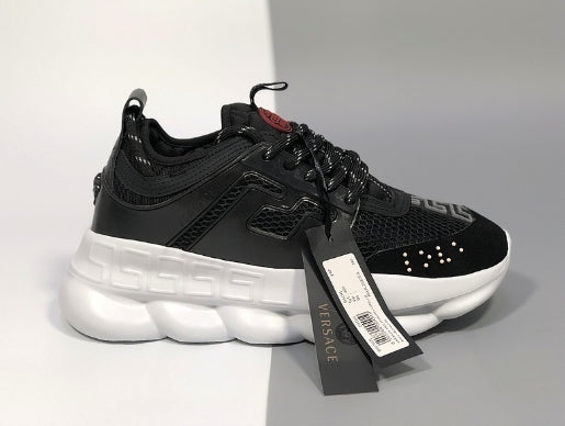 les sneakers Versace Femme sont un témoignage de l'engagement de Versace à combiner style et extravagance. Exceptionnel 