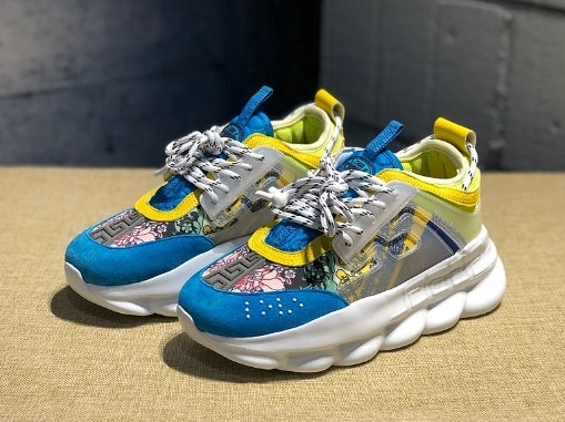  les sneakers Versace Femme sont un témoignage de l'engagement de Versace à combiner style et extravagance. Exceptionnel 