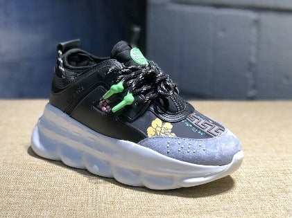  les sneakers Versace Femme sont un témoignage de l'engagement de Versace à combiner style et extravagance. Exceptionnel 