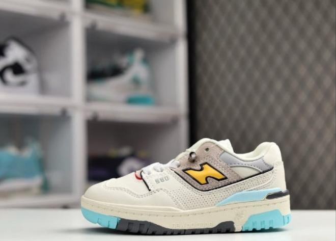 Les baskets New Balance Femme se démarquent par leur esthétique moderne et intemporelle, ainsi que par leur héritage sportif emblématique.