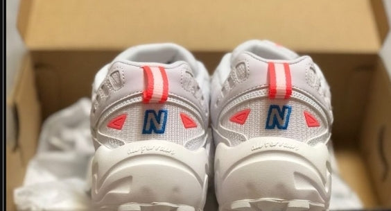Les baskets New Balance Femme se démarquent par leur esthétique moderne et intemporelle, ainsi que par leur héritage sportif emblématique.