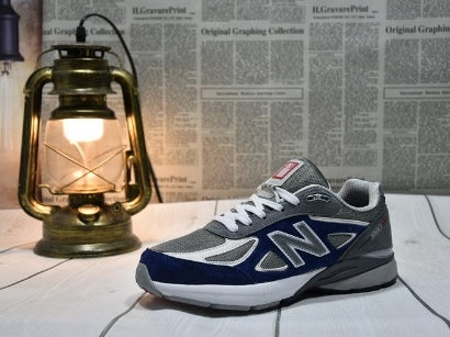 Les baskets New Balance Femme se démarquent par leur esthétique moderne et intemporelle, ainsi que par leur héritage sportif emblématique.