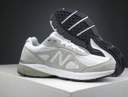 Les baskets New Balance Femme se démarquent par leur esthétique moderne et intemporelle, ainsi que par leur héritage sportif emblématique.