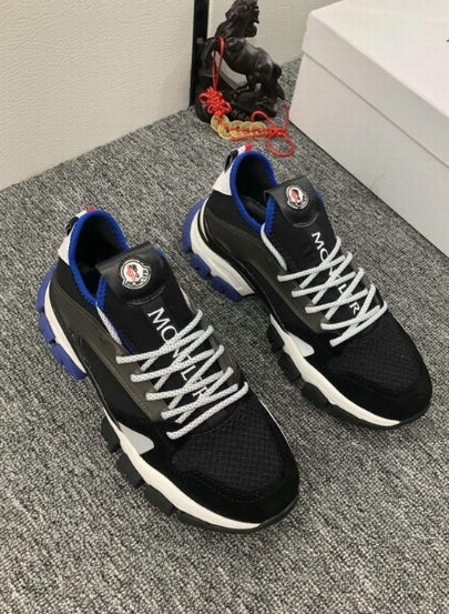 les sneakers Moncler Low Femme sont un témoignage de l'engagement de Moncler à combiner style et performance. Exceptionnel