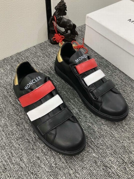 les sneakers Moncler Low Femme sont un témoignage de l'engagement de Moncler à combiner style et performance. Exceptionnel