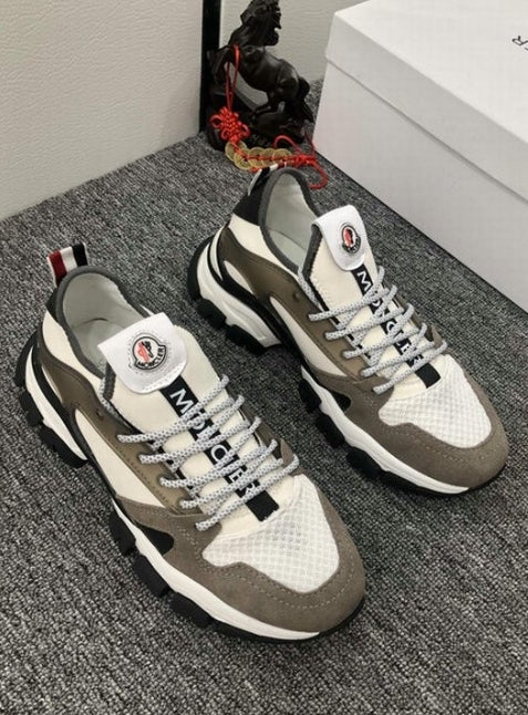 les sneakers Moncler Low Femme sont un témoignage de l'engagement de Moncler à combiner style et performance. Exceptionnel
